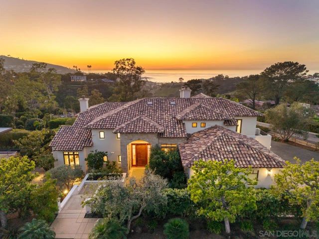 8080 La Jolla Scenic Dr North, La Jolla, CA 92037