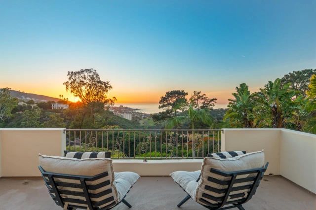 8080 La Jolla Scenic Dr North, La Jolla, CA 92037