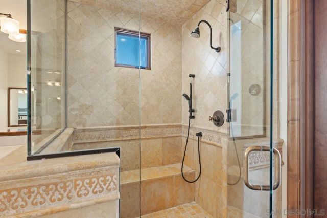 8080 La Jolla Scenic Dr North, La Jolla, CA 92037