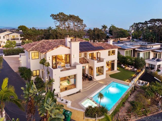 8080 La Jolla Scenic Dr North, La Jolla, CA 92037