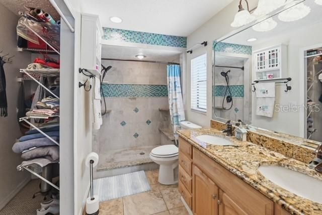 24016 STARLING CIRCLE, Land O Lakes, FL 34639
