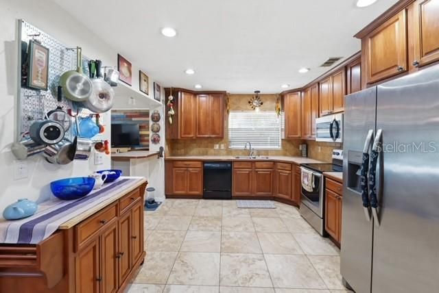 24016 STARLING CIRCLE, Land O Lakes, FL 34639