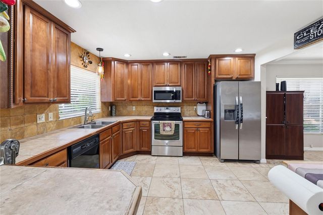 24016 STARLING CIRCLE, Land O Lakes, FL 34639