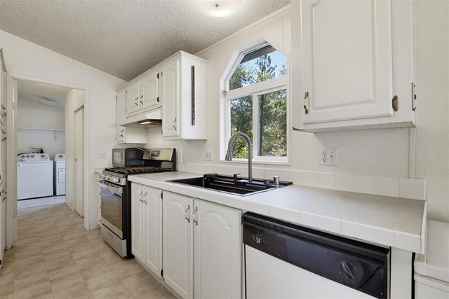 9932 Frenchtown-Dobbins Rd, Oregon House, CA 95962