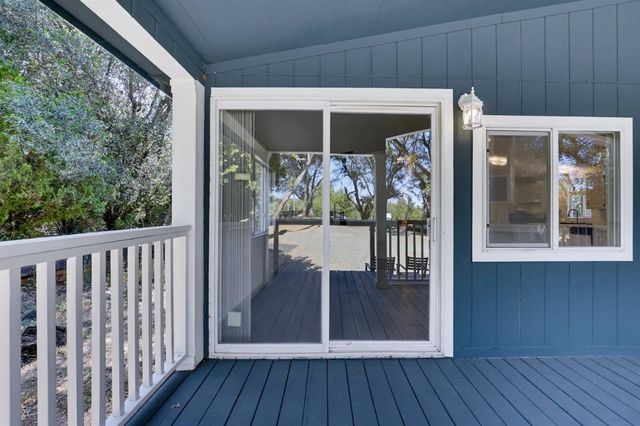 9932 Frenchtown-Dobbins Rd, Oregon House, CA 95962