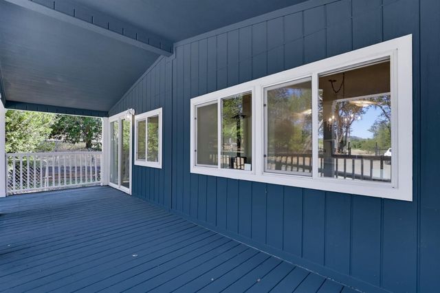 9932 Frenchtown-Dobbins Rd, Oregon House, CA 95962