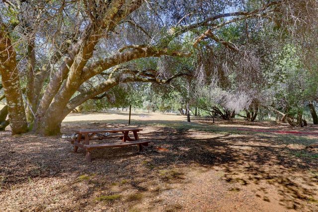 9932 Frenchtown-Dobbins Rd, Oregon House, CA 95962