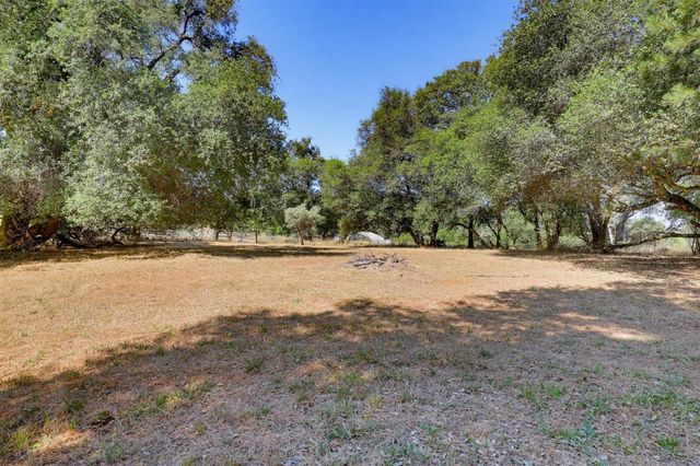 9932 Frenchtown-Dobbins Rd, Oregon House, CA 95962