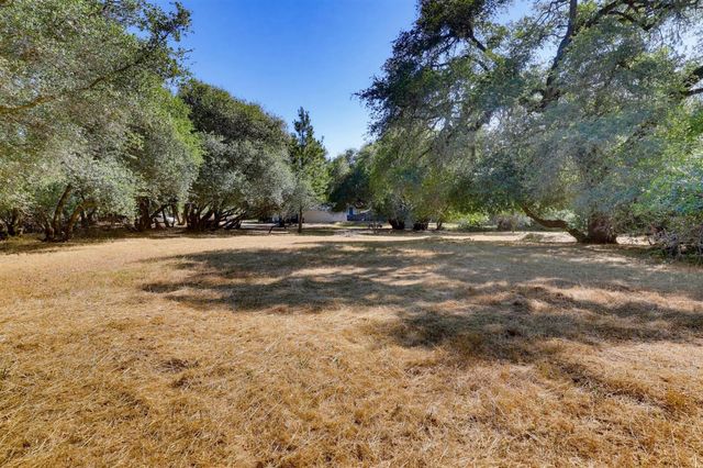 9932 Frenchtown-Dobbins Rd, Oregon House, CA 95962