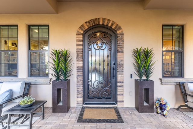 4421 E TAURUS Place, Chandler, AZ 85249