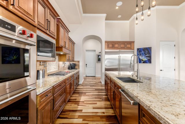 4421 E TAURUS Place, Chandler, AZ 85249