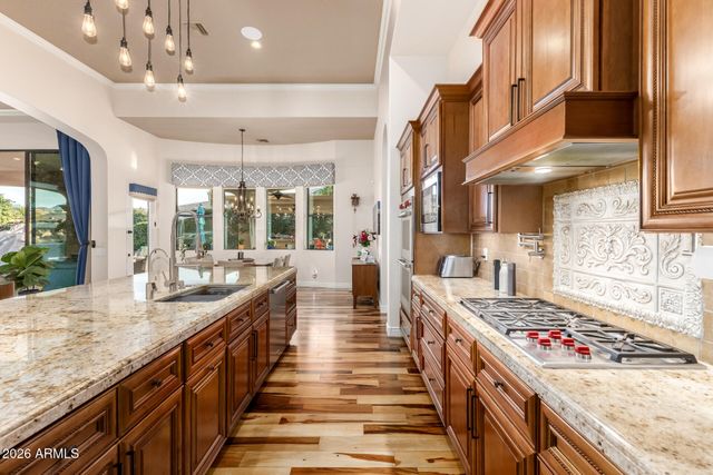 4421 E TAURUS Place, Chandler, AZ 85249