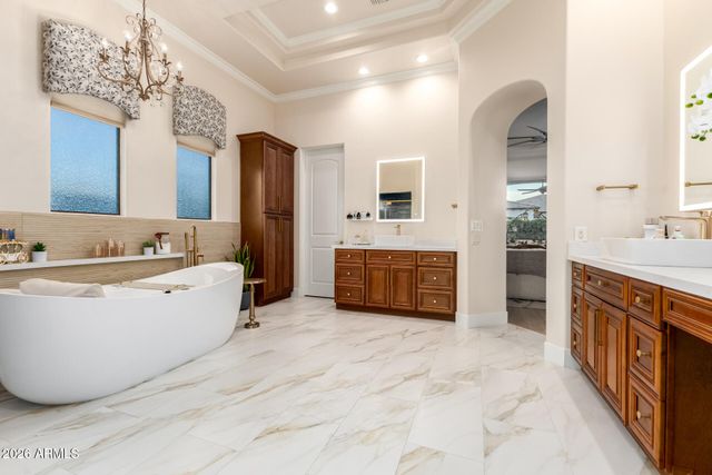 4421 E TAURUS Place, Chandler, AZ 85249