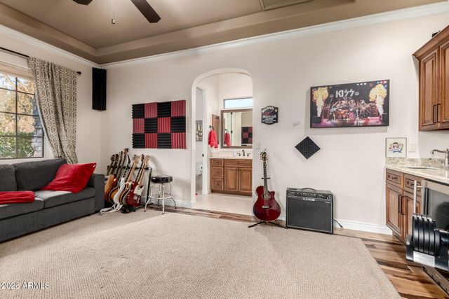 4421 E TAURUS Place, Chandler, AZ 85249