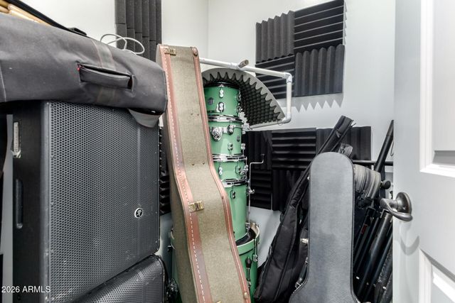 4421 E TAURUS Place, Chandler, AZ 85249