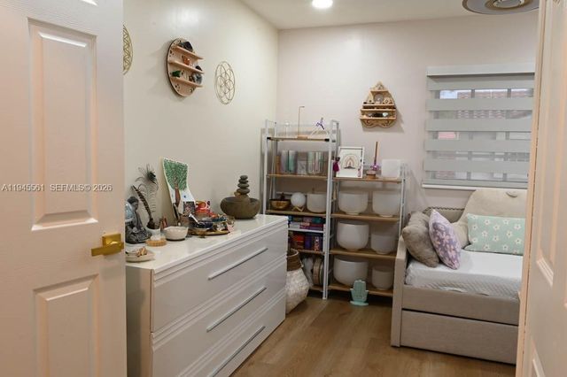 1430 Cottonwood Cir, Weston, FL 33326