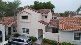 1430 Cottonwood Cir, Weston, FL 33326