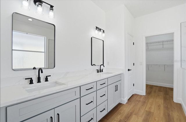 9404 LAUREL LEDGE DRIVE, Riverview, FL 33569