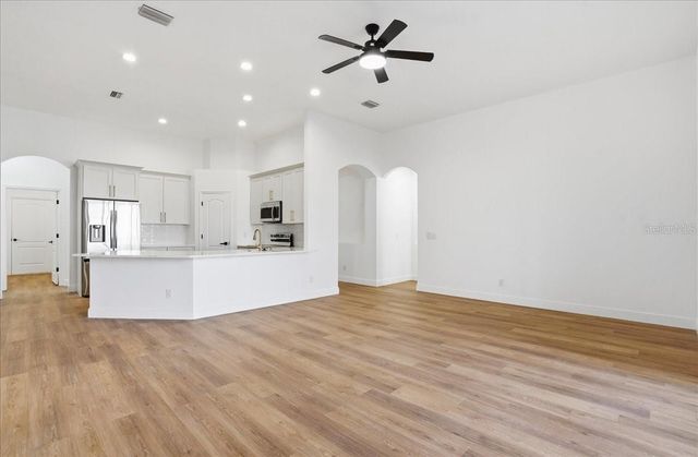 9404 LAUREL LEDGE DRIVE, Riverview, FL 33569