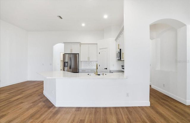 9404 LAUREL LEDGE DRIVE, Riverview, FL 33569