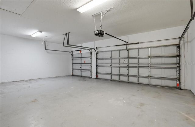 9404 LAUREL LEDGE DRIVE, Riverview, FL 33569