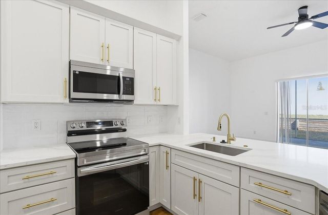 9404 LAUREL LEDGE DRIVE, Riverview, FL 33569