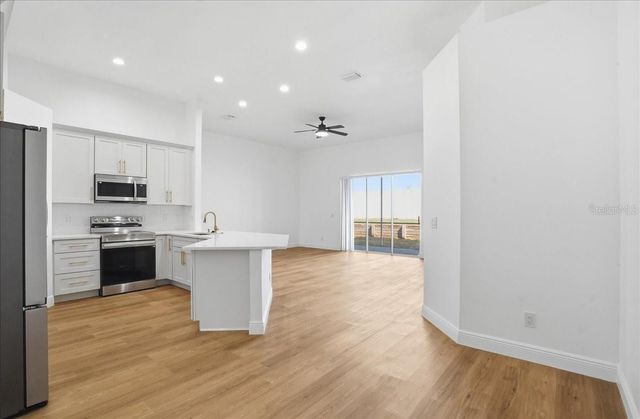 9404 LAUREL LEDGE DRIVE, Riverview, FL 33569