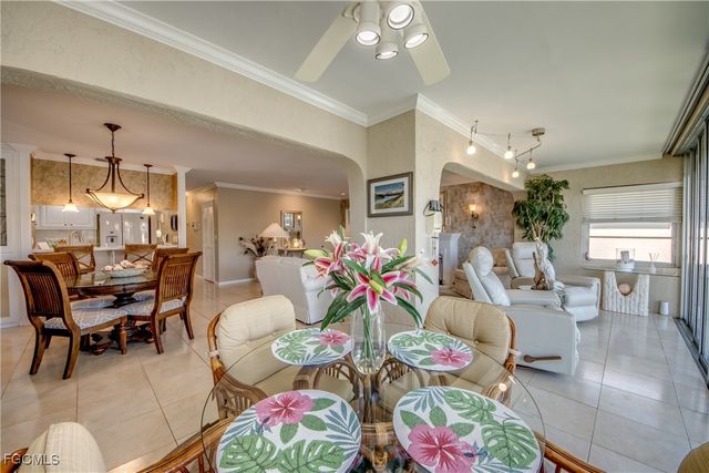 4025 SE 19th PL 209, Cape Coral, FL 33904