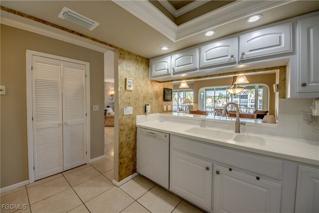 4025 SE 19th PL 209, Cape Coral, FL 33904