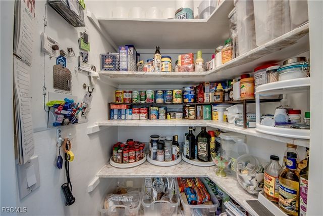 4025 SE 19th PL 209, Cape Coral, FL 33904