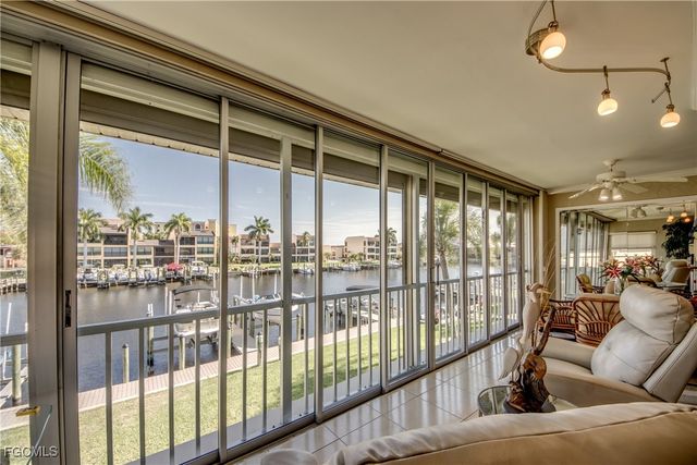 4025 SE 19th PL 209, Cape Coral, FL 33904