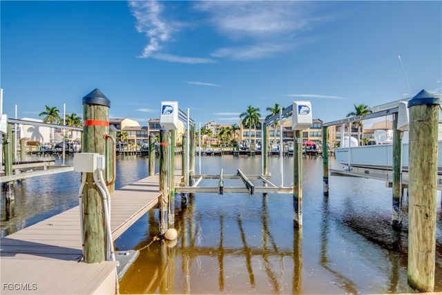 4025 SE 19th PL 209, Cape Coral, FL 33904