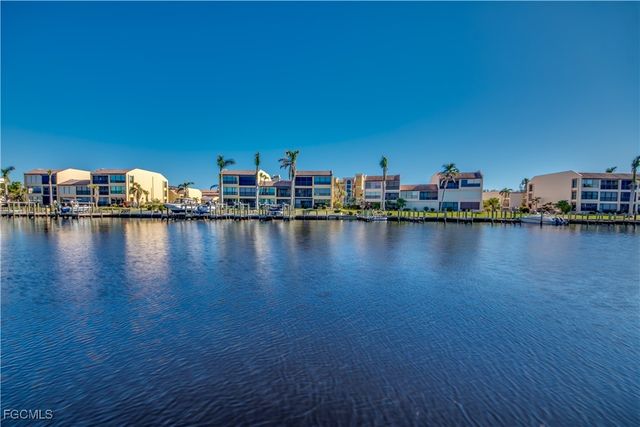 4025 SE 19th PL 209, Cape Coral, FL 33904