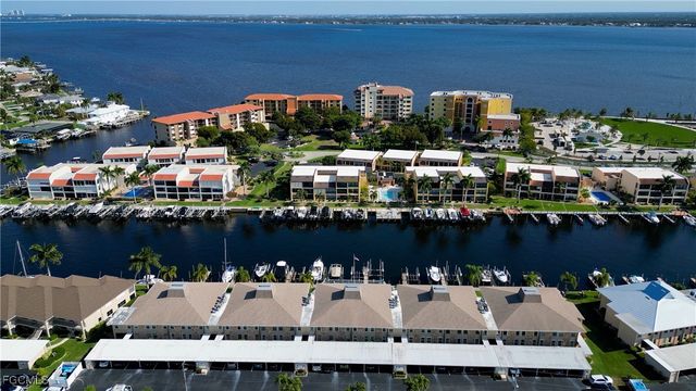 4025 SE 19th PL 209, Cape Coral, FL 33904