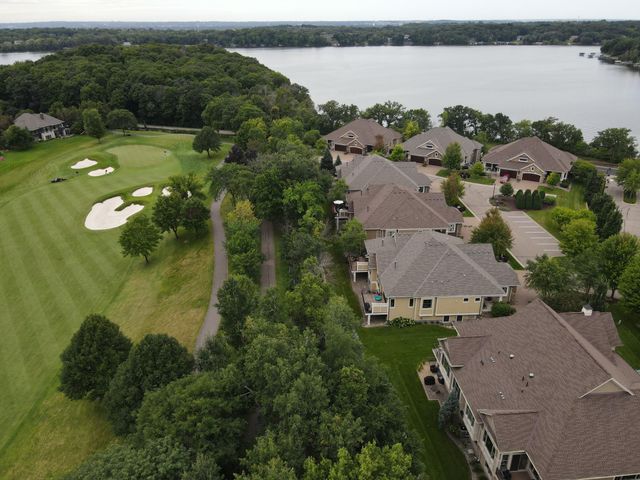 25 Riley Ridge, Chanhassen, MN 55317