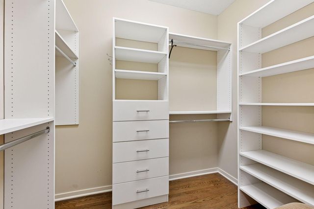 25 Riley Ridge, Chanhassen, MN 55317