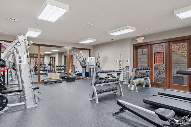 25 Riley Ridge, Chanhassen, MN 55317