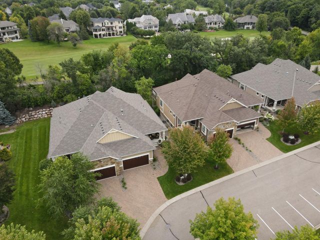 25 Riley Ridge, Chanhassen, MN 55317