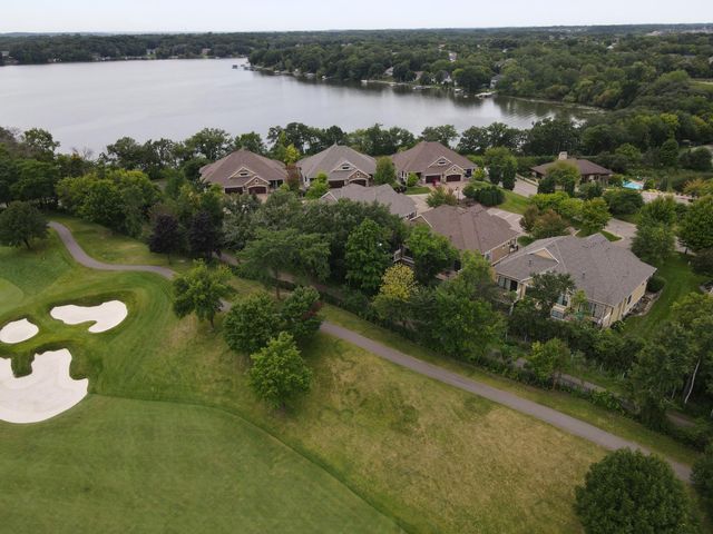 25 Riley Ridge, Chanhassen, MN 55317