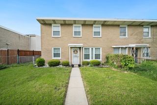 253 W 46th Street, Chicago, IL 60609