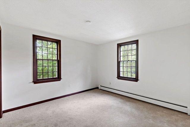 17 West Pond Road, Plymouth, MA 02360