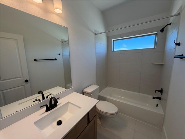 217 Smoke Signal CT, Liberty Hill, TX 78642