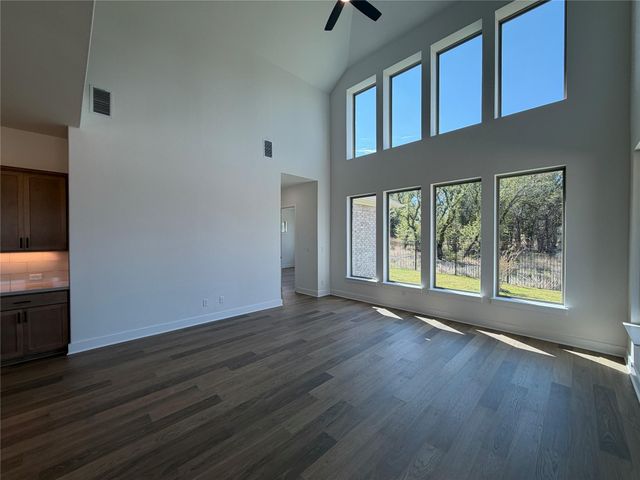 217 Smoke Signal CT, Liberty Hill, TX 78642