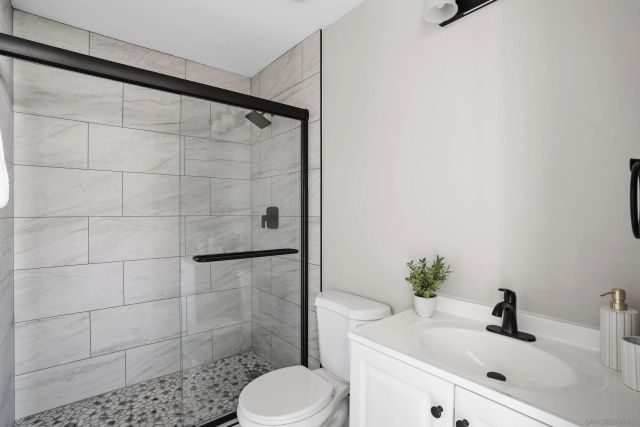 4647 F St, San Diego, CA 92102