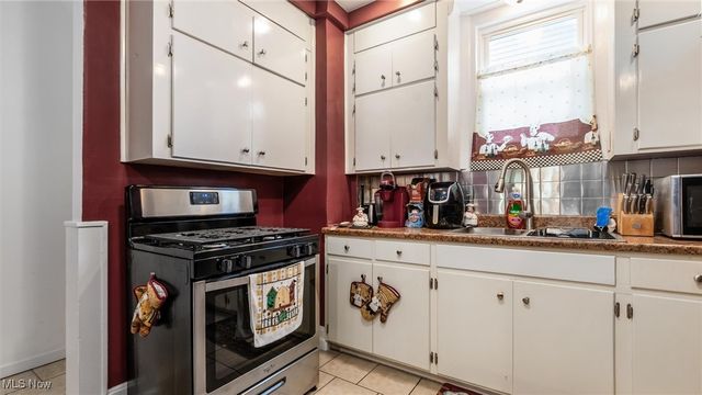 914 Taylor Avenue, Cambridge, OH 43725