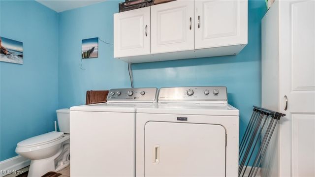 914 Taylor Avenue, Cambridge, OH 43725