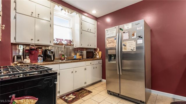 914 Taylor Avenue, Cambridge, OH 43725