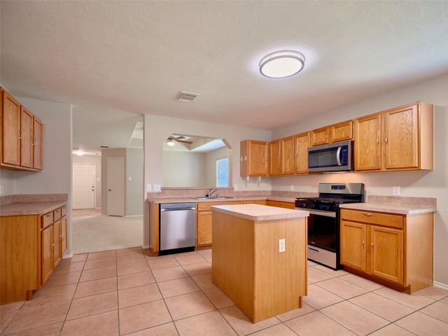 1122 Cotton Gum Lane, Rosenberg, TX 77471