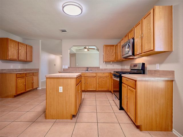 1122 Cotton Gum Lane, Rosenberg, TX 77471