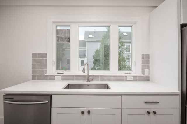 92 Clinton Place 1, Newton, MA 02459